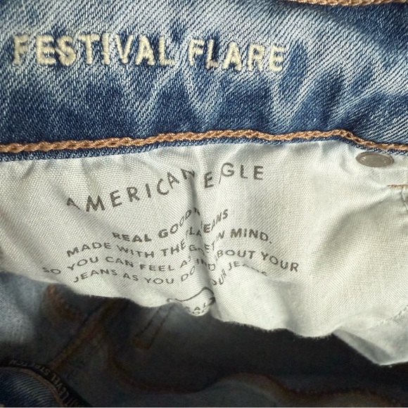 American Eagle Next Level Stretch Festival Flare Jeans Size 8 - Picture 8 of 9